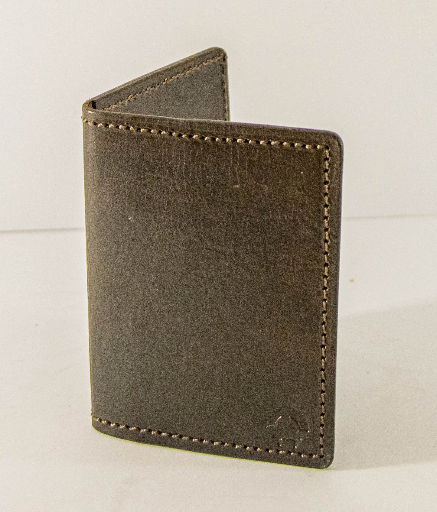 Minimalist Bi-Fold Wallet